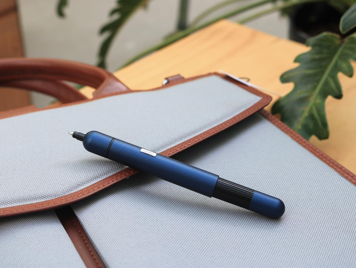 Lamy-pico-ballpoint-pen-but-bi-imperial-blue-2