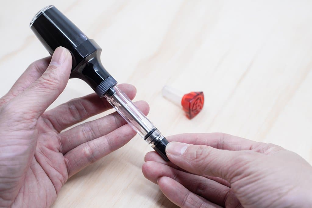 Vac 20A ink red 2